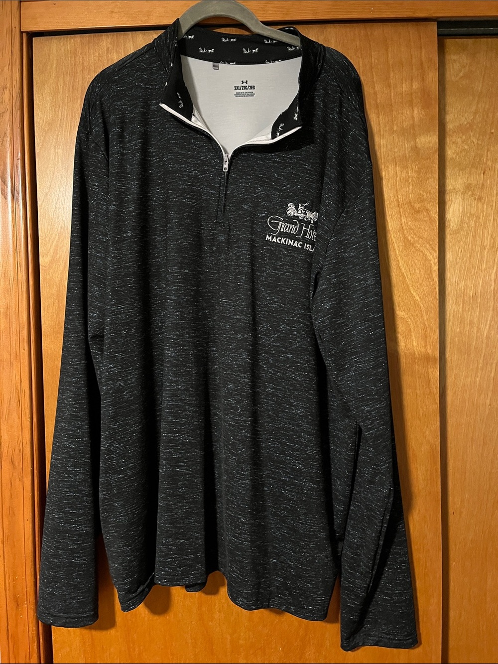 Under Armour Black Heather Quarter-Zip Pullover